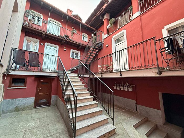 Appartamento bilocale in affitto in Via Assietta, Centro Storico, Pinerolo