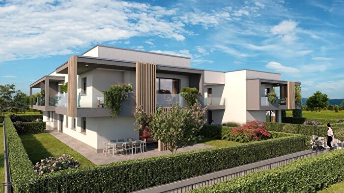 Appartamento quadrilocale in vendita in Via Don Bepo Vavassori, Valbrembo