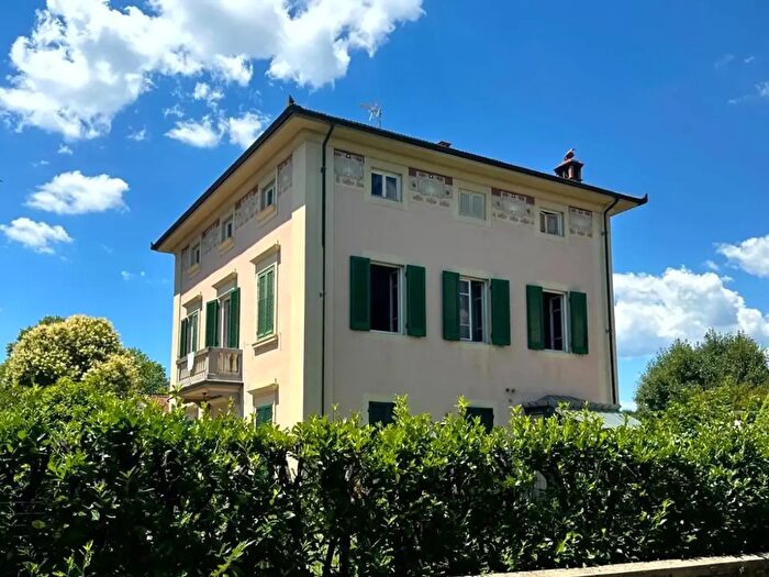 Appartamento quadrilocale in vendita in Lucca