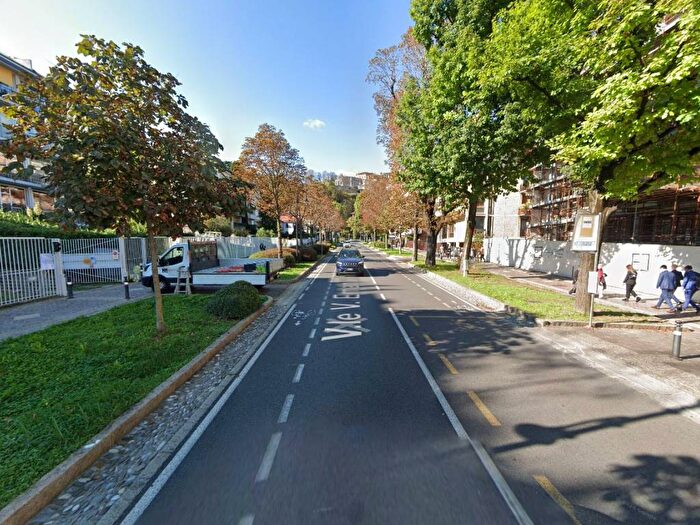 Appartamento con 5 locali in affitto in Viale Vittorio Emanuele II, Centro, Bergamo