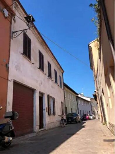 Casa con 6 locali in vendita in Via della Vica, Fano