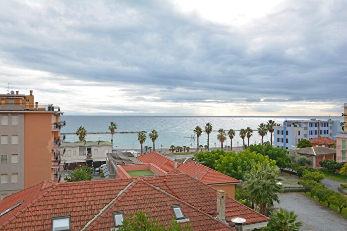 Appartamento monolocale in vendita in Via Aurelia, San Bartolomeo Al Mare