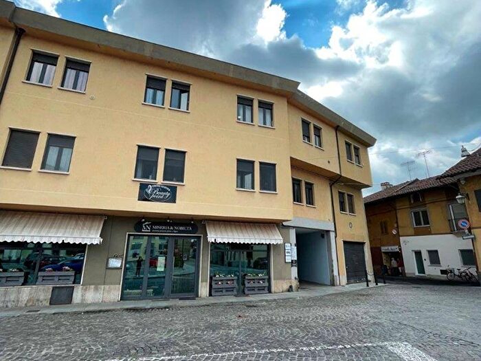 Appartamento bilocale in affitto in Piazza del Municipio, Centro, Saluggia