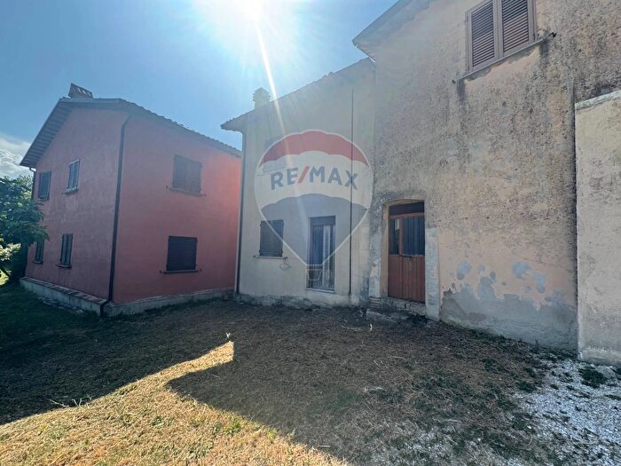 Casa trilocale in vendita in Localita Mascionchie, Nocera Umbra