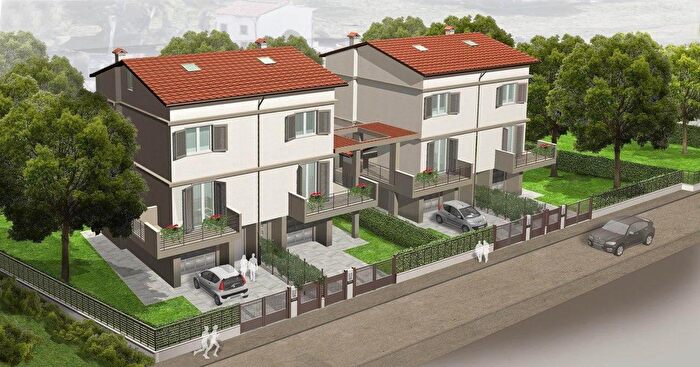 Casa quadrilocale in vendita in Via Crocicchio dellOro, Campi Bisenzio