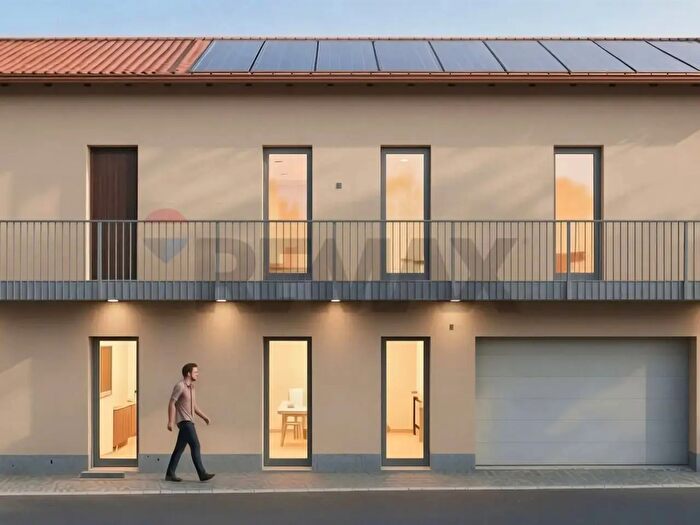 Case in Vendita e in Affitto - 3