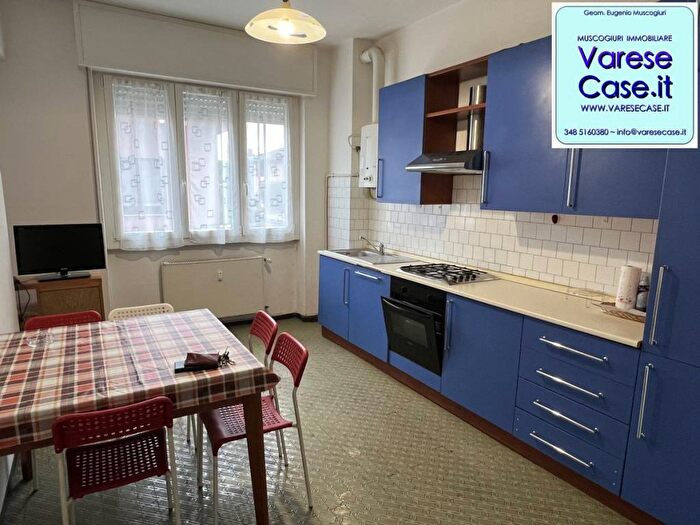 Appartamento trilocale in affitto in Via Fiume, Solbiate Olona