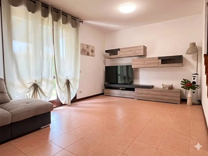 Casa con 5 locali in vendita in Via Vittorio Benussi, Padova