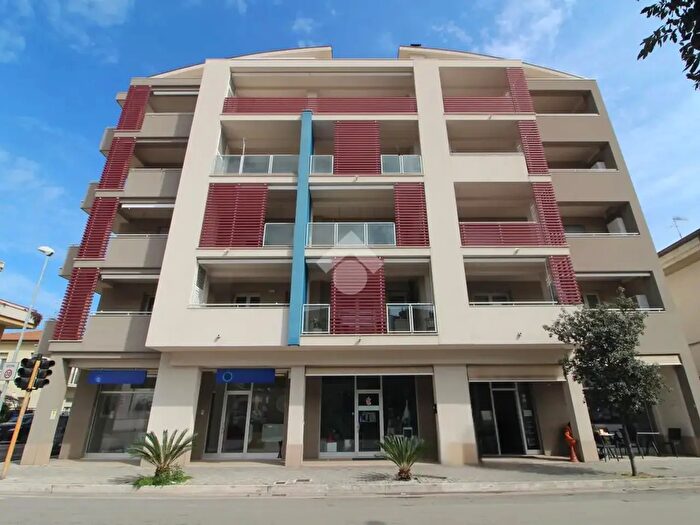 Appartamento trilocale in vendita in Via La Spezia, Giulianova