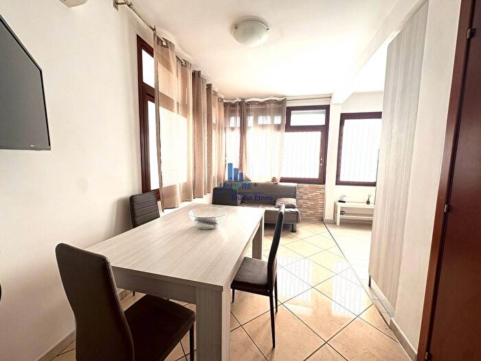 Appartamento trilocale in affitto in Via Cibele, Cibali, Catania