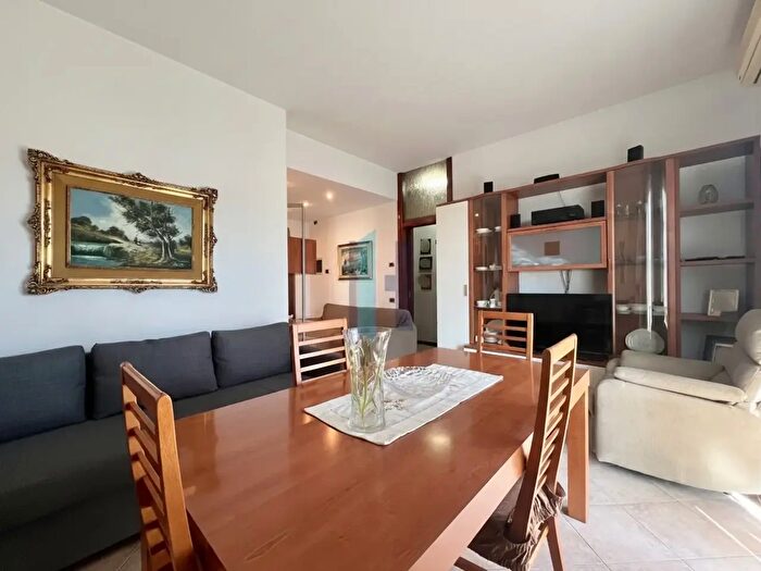 Appartamento trilocale in vendita in Via Sandro Pertini, Bosisio Parini