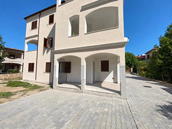 Appartamento trilocale in vendita in Via Vittorio Veneto, Posada