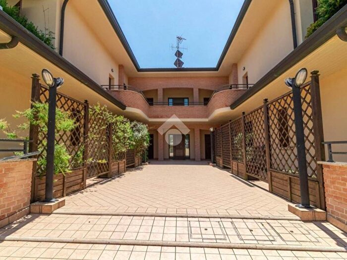 Appartamento bilocale in affitto in Via Quasimodo, Pinarella, Cervia