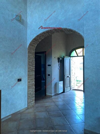 Casa con 5 locali in vendita in Via Chiovaro Carini Pa Italia, Carini