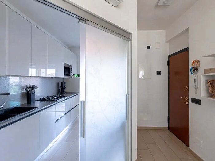 Appartamento con 5 locali in vendita in Bologna