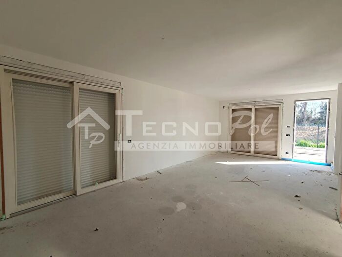 Casa con 5 locali in vendita in Loreggia