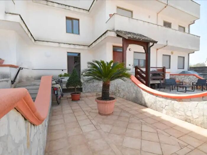 Appartamento con 5 locali in vendita in San Michele Salentino