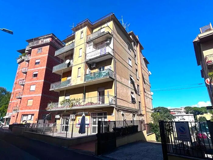 Appartamento bilocale in vendita in Via II Giugno, Monterotondo