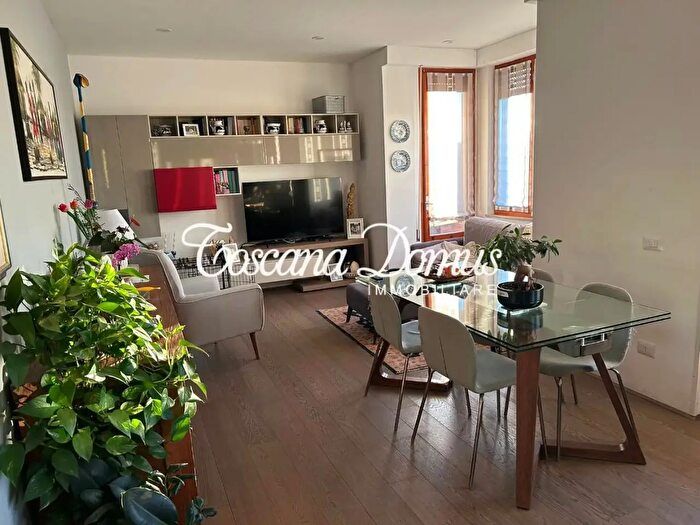 Appartamento con 5 locali in vendita in Siena Si, Siena