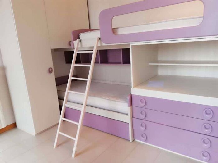 Appartamento trilocale in affitto in Via Ca di Cozzi, Ponte Crencano, Verona