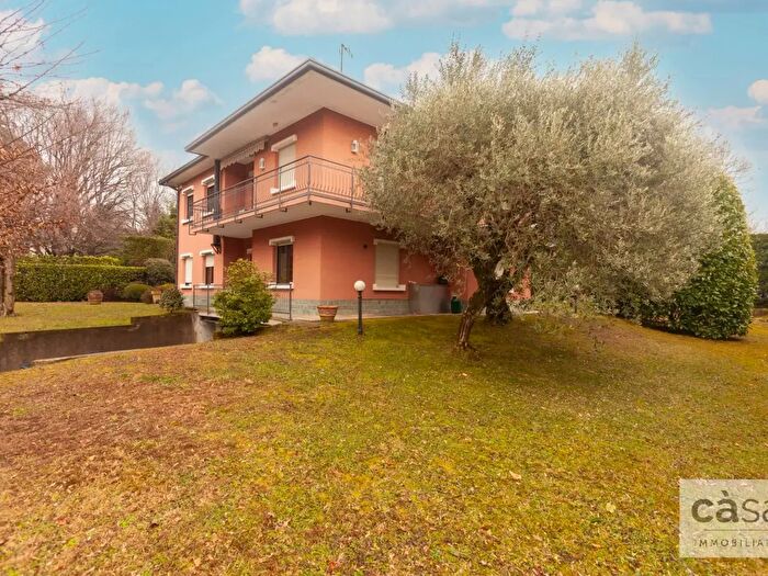 Case in Vendita e in Affitto - 2