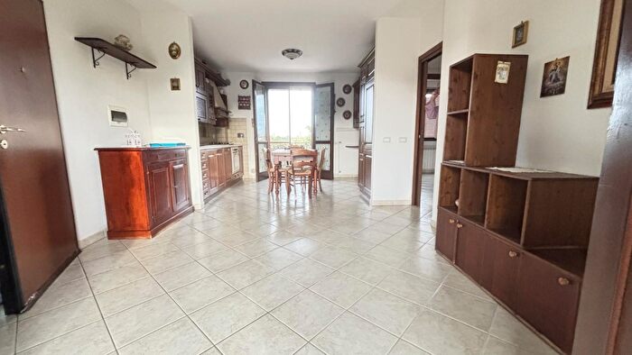 Appartamento quadrilocale in vendita in Cascina