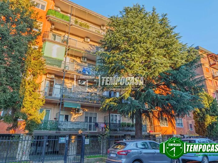 Appartamento bilocale in vendita in Via Mosè, Opera