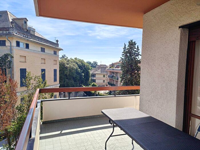 Appartamento quadrilocale in affitto in Via San Luca d'Albaro, Albaro, Genova