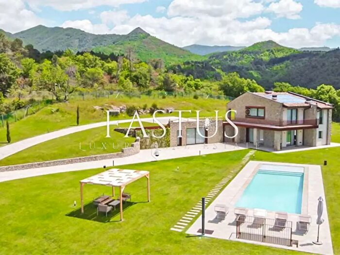 Casa con 5 locali in vendita in Via Fano, Reggello