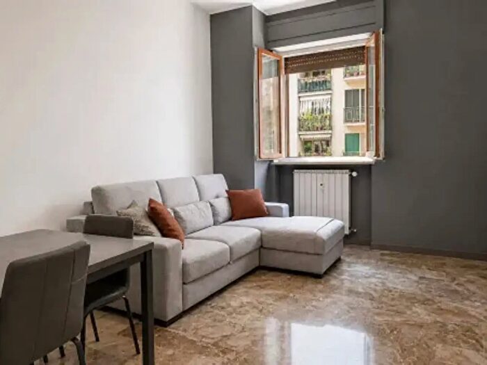 Appartamento trilocale in vendita in Via Gradisca, Cremona