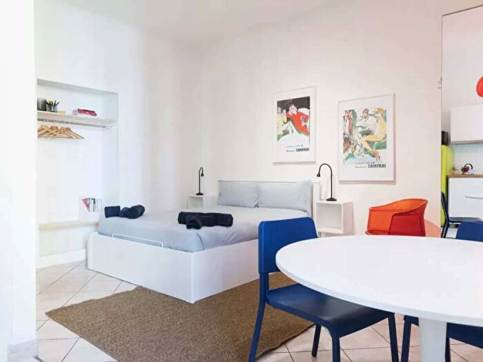 Appartamento in affitto in Via Pastrengo, Isola, Milano