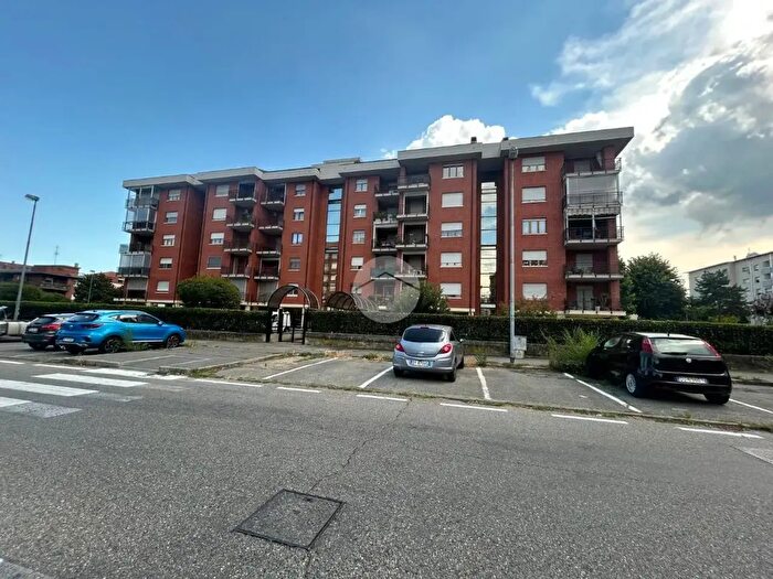 Appartamento con 5 locali in affitto in Via Vandalino, Grugliasco