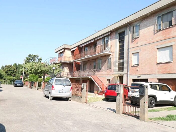 Appartamento con 5 locali in vendita in Via Alcide De Gasperi, Bondeno