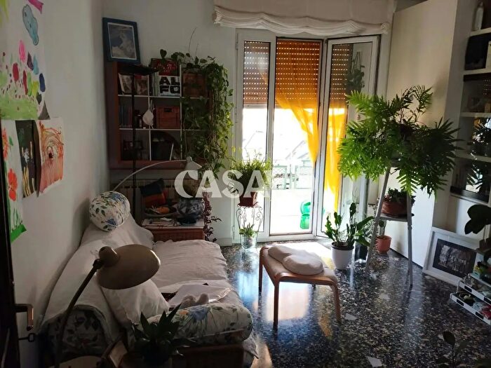 Appartamento trilocale in vendita in Via Filippo Corridoni, Savona