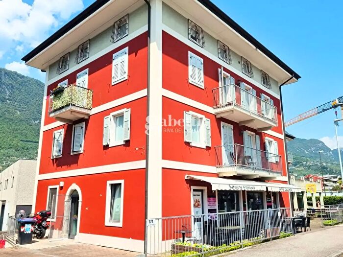 Appartamento bilocale in vendita in Via Albola, Riva Del Garda