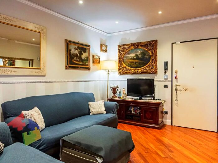 Appartamento trilocale in affitto in Via Piemonte, Motta Visconti