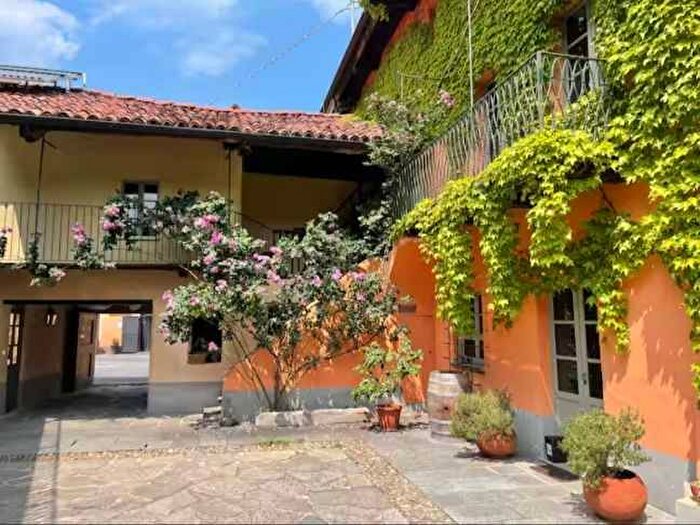 Appartamento bilocale in affitto in Via Vittorio Emanuele II, Centro, Giaveno