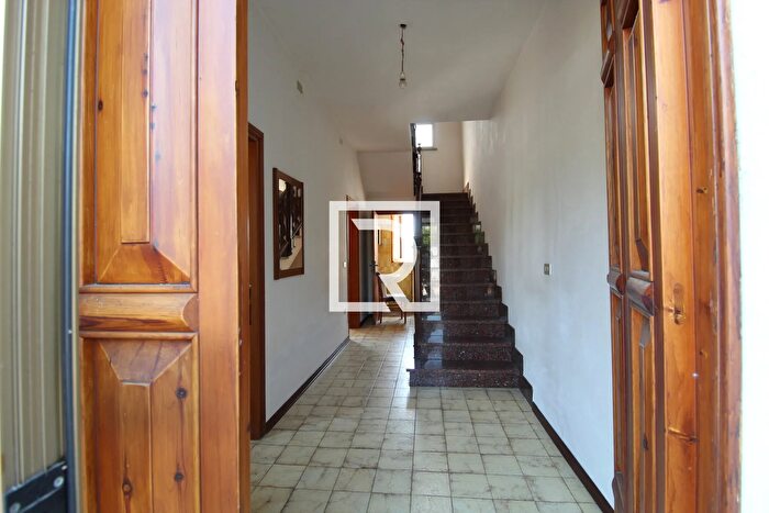 Casa trilocale in vendita in Gino Randi Ravenna, Russi