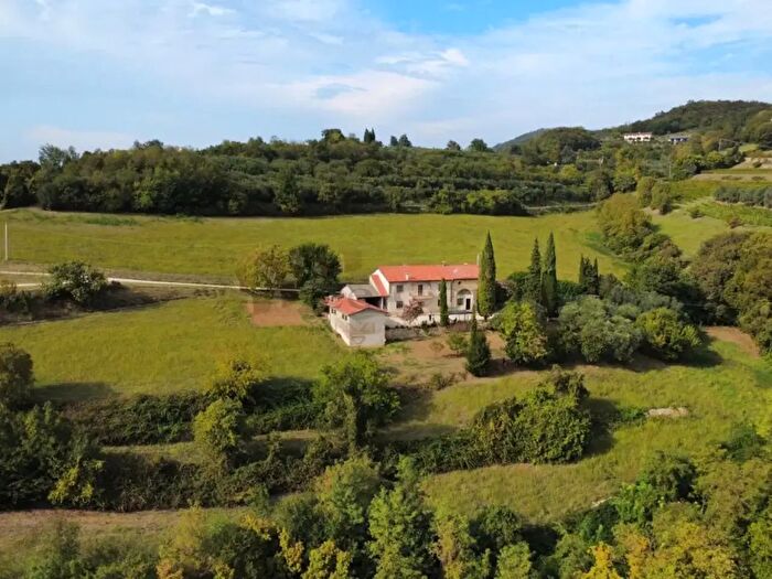 Casa con 5 locali in vendita in Sossano