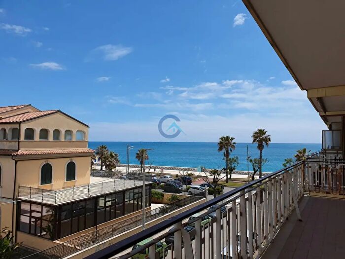 Appartamento quadrilocale in affitto in Catanzaro