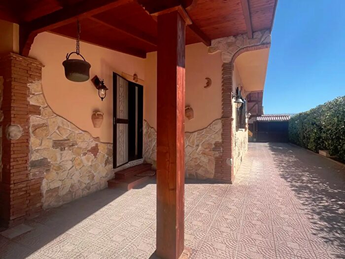 Casa con 5 locali in vendita in Viale Giorgio Vasari, Castel Volturno