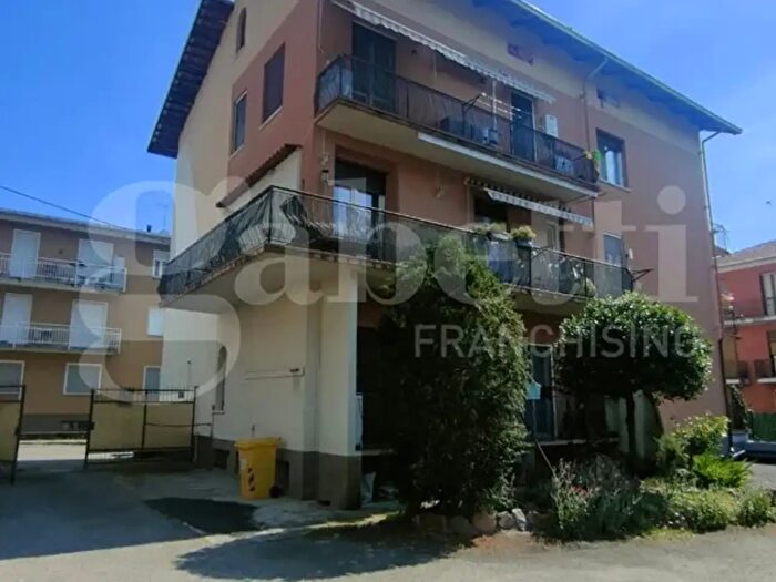 Casa trilocale in vendita in Via Petiva, Biella