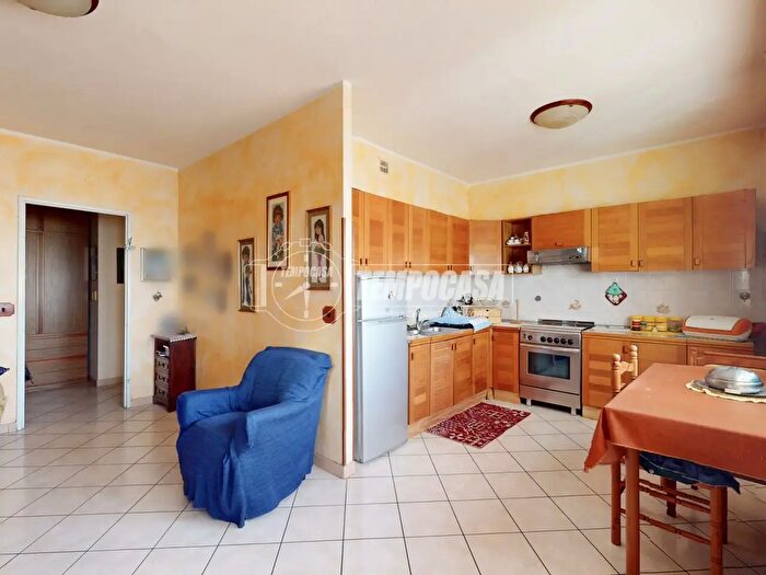 Appartamento con 5 locali in vendita in Via Vincenzo Gioberti, Orbassano