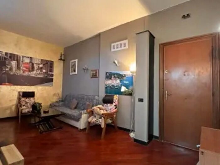 Appartamento bilocale in affitto in Via Monte Rosa, Genova
