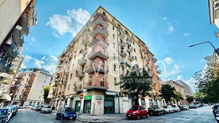 Appartamento con 5 locali in vendita in Viale Cristoforo Colombo d, Foggia