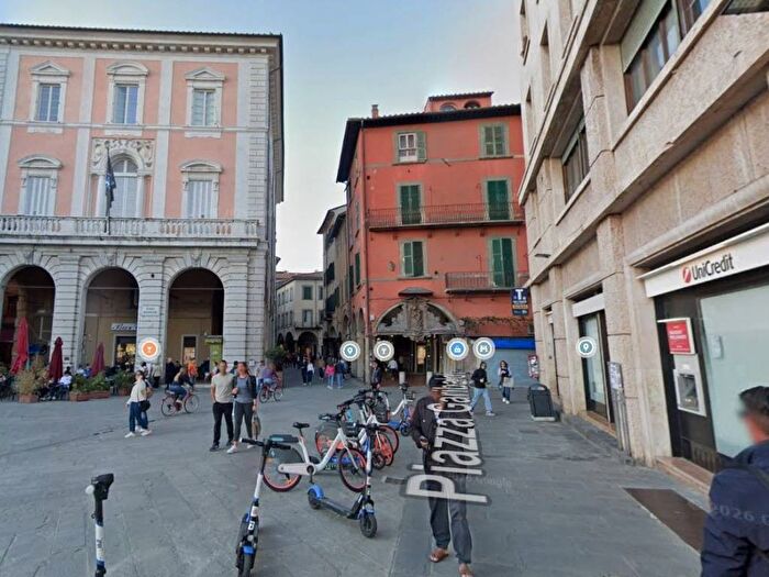 Appartamento con 5 locali in affitto in Borgo Stretto, Santa Maria, Pisa
