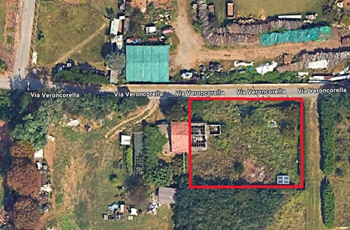 Casa quadrilocale in vendita in Via Veroncora Snc, Busto Arsizio