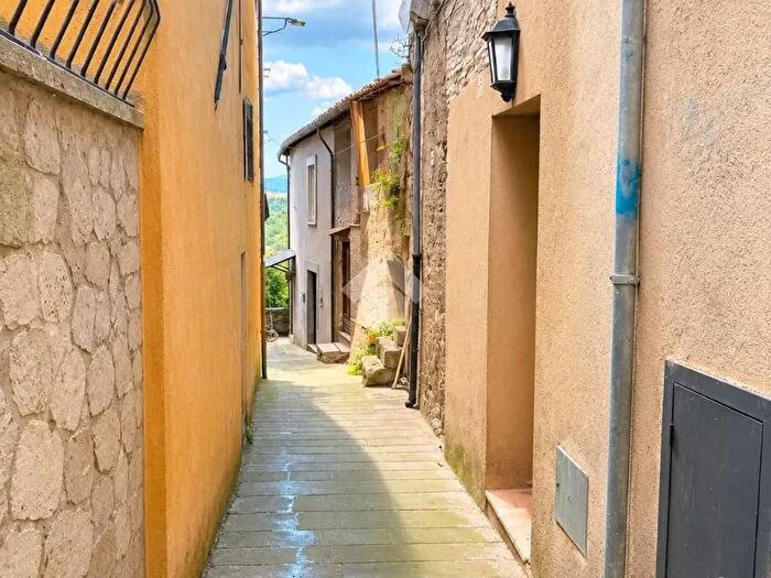 Appartamento bilocale in vendita in Via Pie' di Marmo, Orte