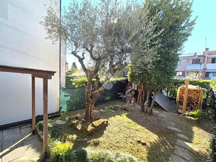 Casa quadrilocale in vendita in Via Padre Kolbe, Noventa Padovana