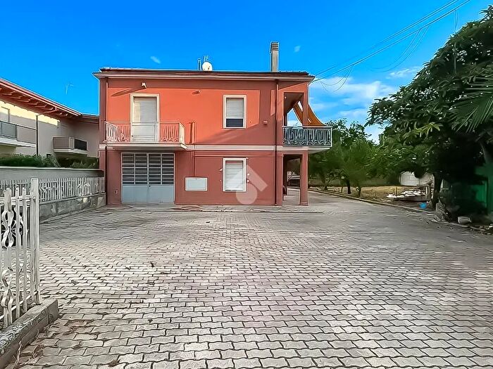 Appartamento quadrilocale in vendita in Via Cimabue, San Giovanni Teatino